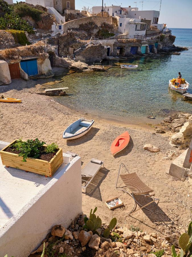 The Elephant Beach House Kimolos Exterior photo